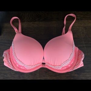 Victoria Secret Plunge Bra